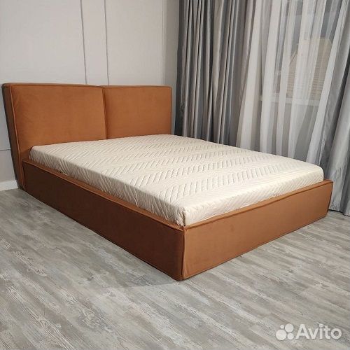 Кровать с механизмом