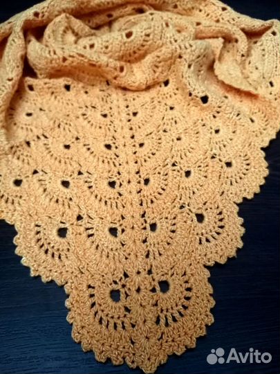 Платок, шаль, бактус на шею (связаны крючком)