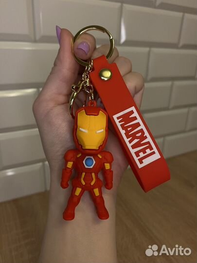 Брелок Marvel