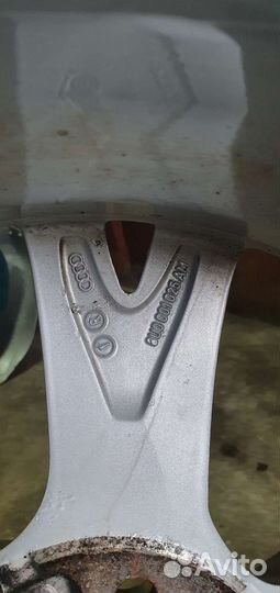 Оригинальные колёса audi Q3 S-line 235 55 R17