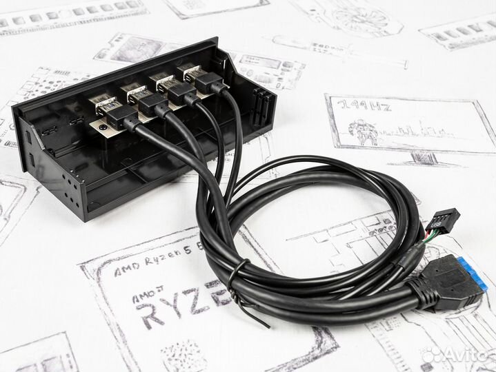 Панель в отсек 5.25