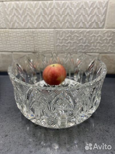 Ваза хрустальная для фруктов