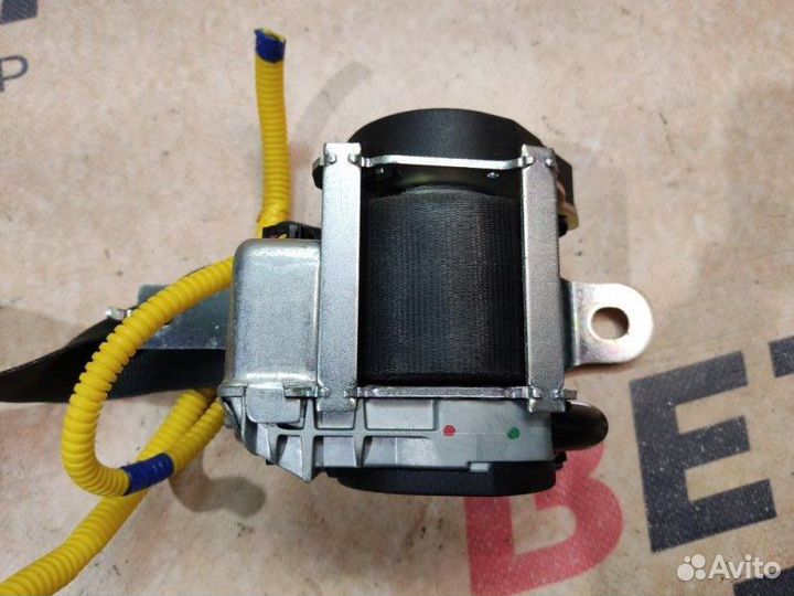 Ремень безопасности передний правый Kia Ceed 1