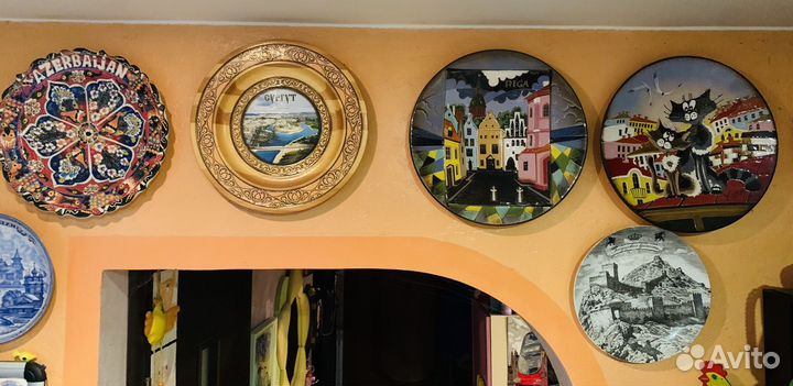 Тарелки декоративные из разных стран