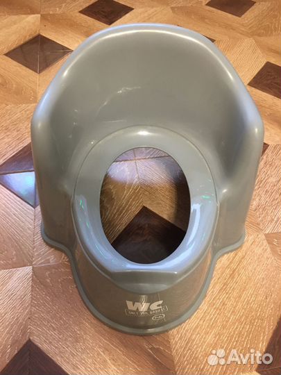 Детский горшок с крышкой