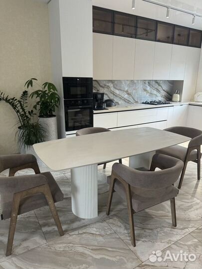 Стол из керамогранита на заказ/Реечные ножки