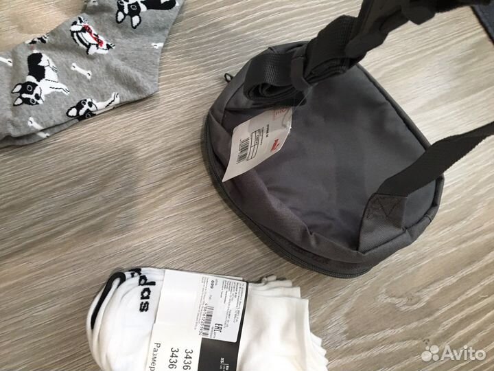 Сумка и носки