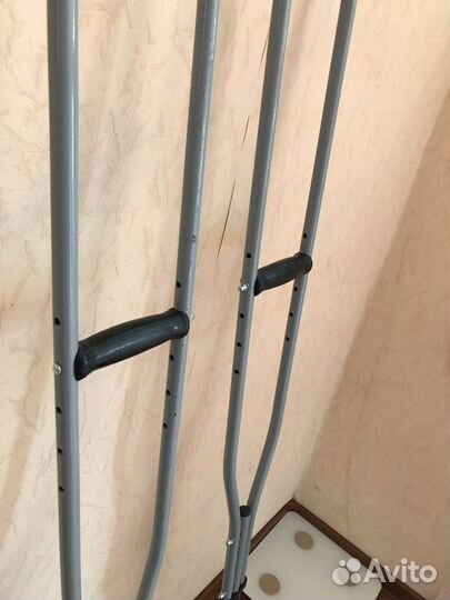 Костыли подмышечные