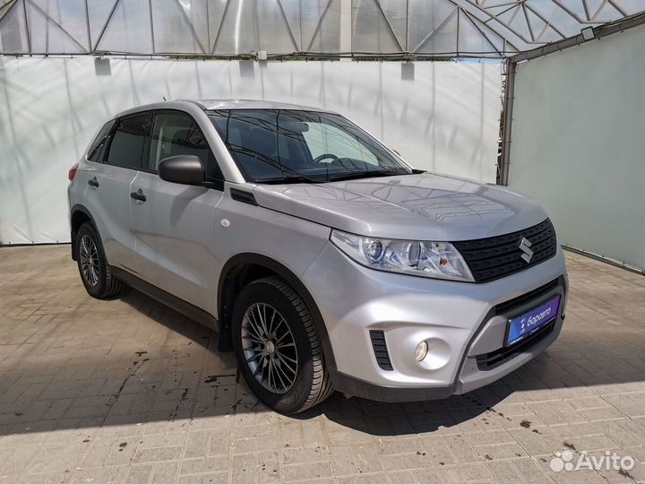 Suzuki Vitara, 2015