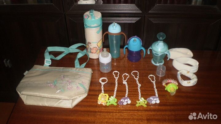 Поильник,ниблер,прищепки,термосумкаБутылочка Авент