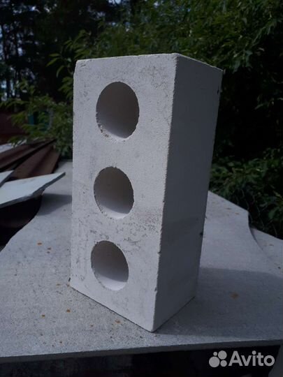 Кирпич облицовочный полуторный белый