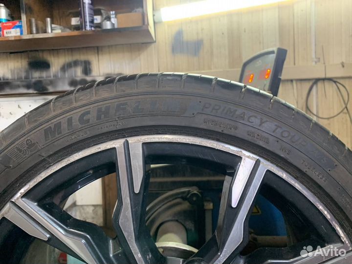 Michelin Primacy Tour A/S 225/45 R19 96W