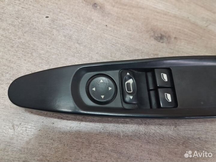 Блок управления стеклоподъемниками Citroen C4 I (2