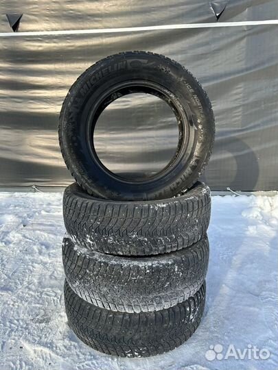 Michelin X-Ice North 3 215/65 R16 102T