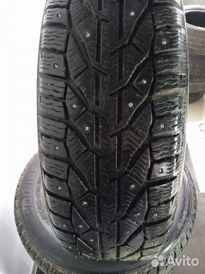 Tigar SUV Ice 215/65 R16