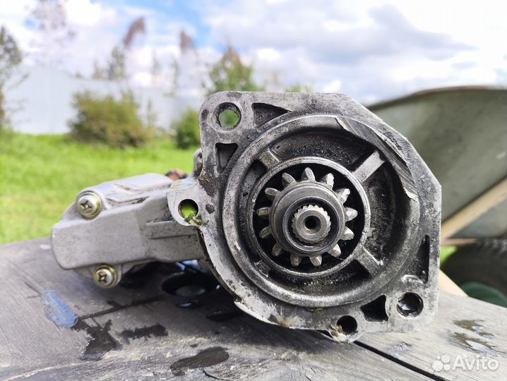 Стартер на mitsubishi pajero 4d56 V24W V44W