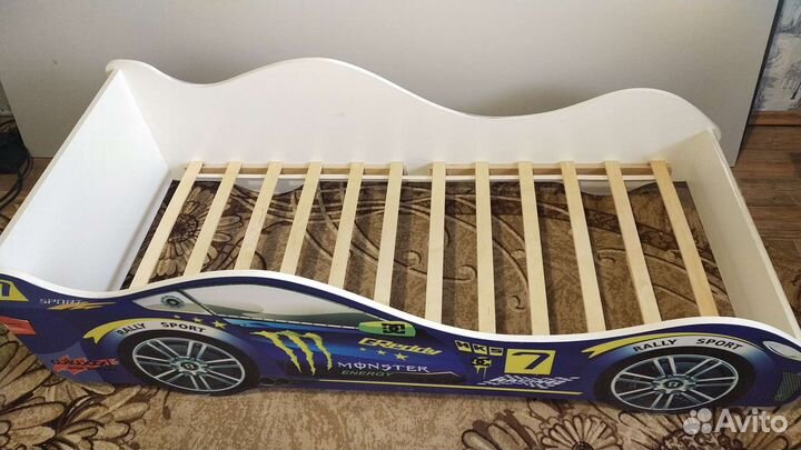 Кровать машина