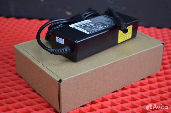 Блок питания HP 19V/4.74A/90W (7.4x5.0)