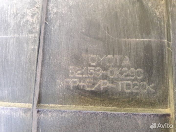 Накладка заднего бампера Toyota Hilux 2015-H.b