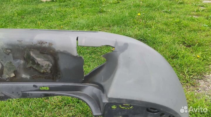 Бампер задний б/у на VW t5 transporer