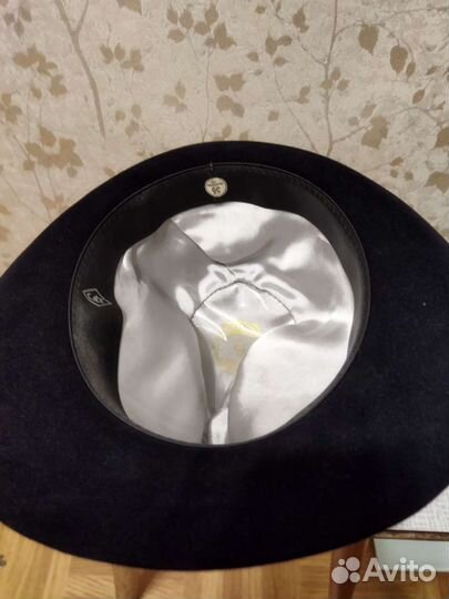 Шляпа фетровая черная