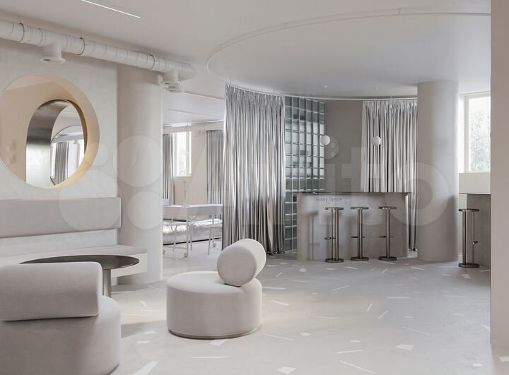 Салон, 200 м²