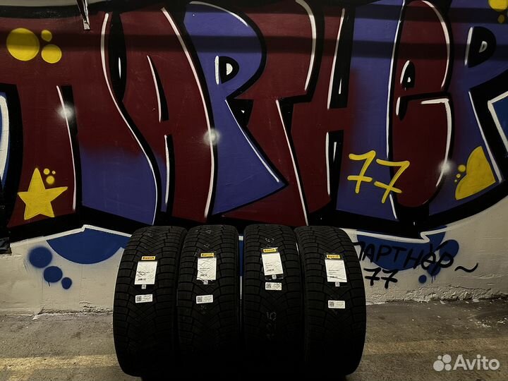 Pirelli Ice Zero FR 255/45 R20 105H