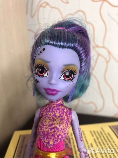 Кукла Монстер Хай Джинни 