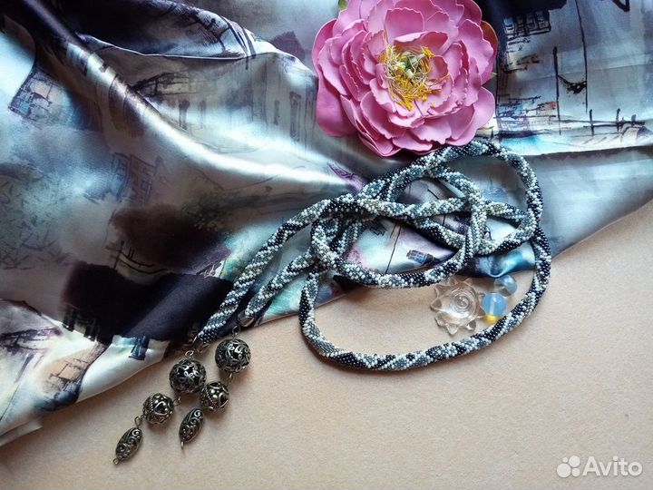 Бижутерия бусы колье