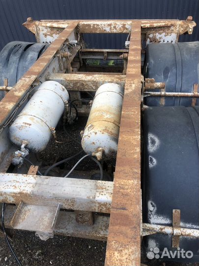 Полуприцеп контейнеровоз МАЗ МАЗ-933060, 2007