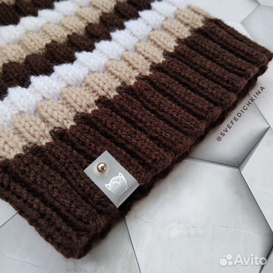 Вязаный комплект на ог 50-54 см Новый