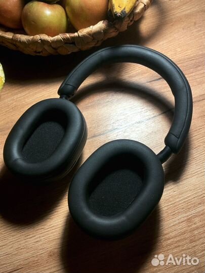 Беспроводные наушники Sony WH-1000xm5