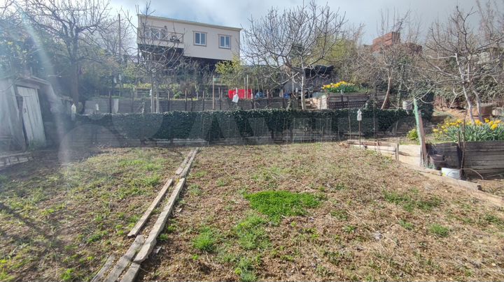 Участок 4 сот. (СНТ, ДНП)