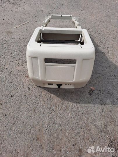 Консоль Nissan Patrol Y62