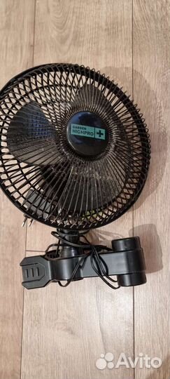 Вентилятор настольный на клипсе