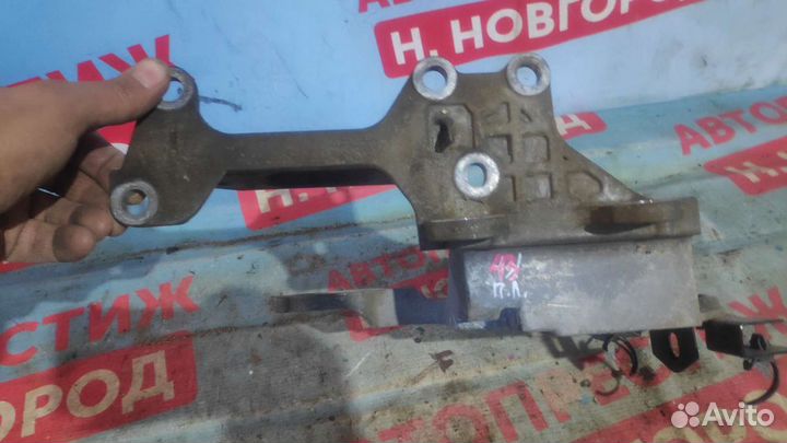 Кронштейн двигателя ниссан кашкай