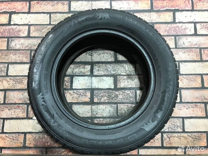 Gislaved Nord Frost 5 215/60 R16