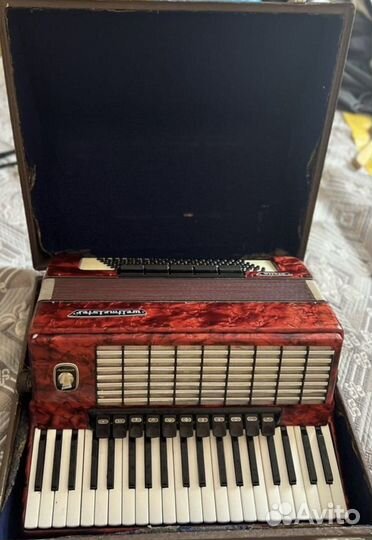 Аккордеон weltmeister stella концертный 4/4