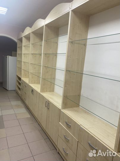Шкафы витрины
