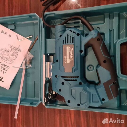 Лобзик makita