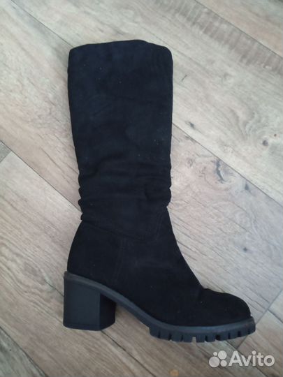 Зимние женские сапоги 38