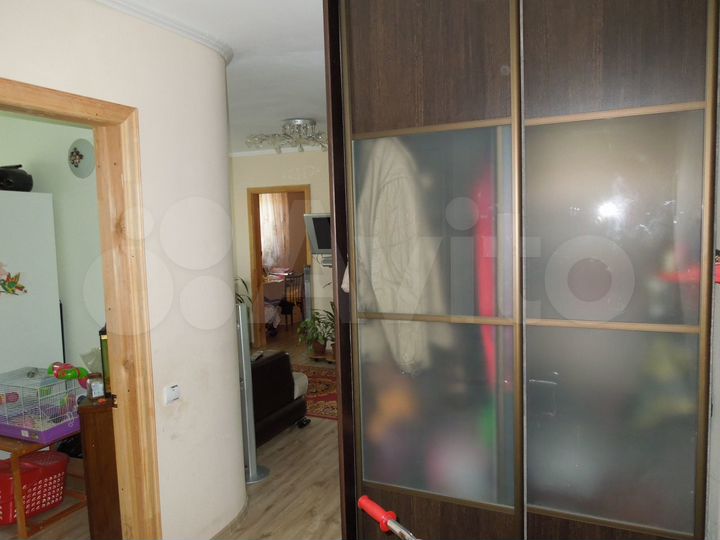 4-к. квартира, 61 м², 1/5 эт.