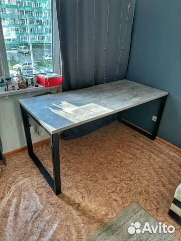 Стол для звукозаписи