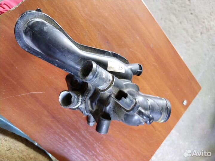 Корпус термостата Peugeot Citroen 1.6