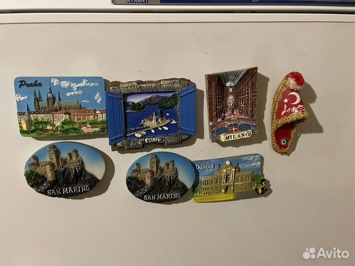 Магниты на холодильник