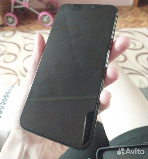 iPhone X, 64 ГБ