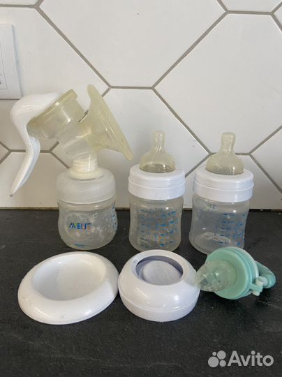 Молокоотсос Avent + Avent бутылочки + нимблер