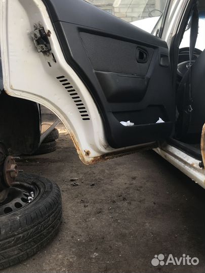 Дверь задняя левая daewoo nexia