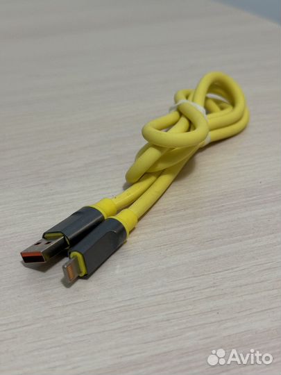 Зарядка на iPhone usb