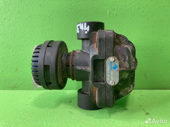 Ускорительный клапан MAN TGA